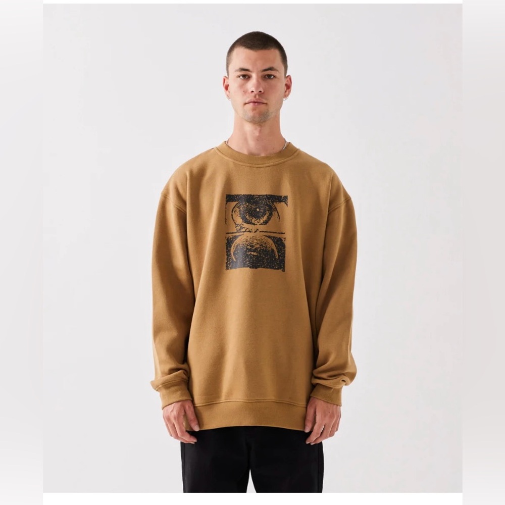 🆕 Men’s Former Crux Eye Crew Tobacco Khaki Crewneck / Size XXL. NWT